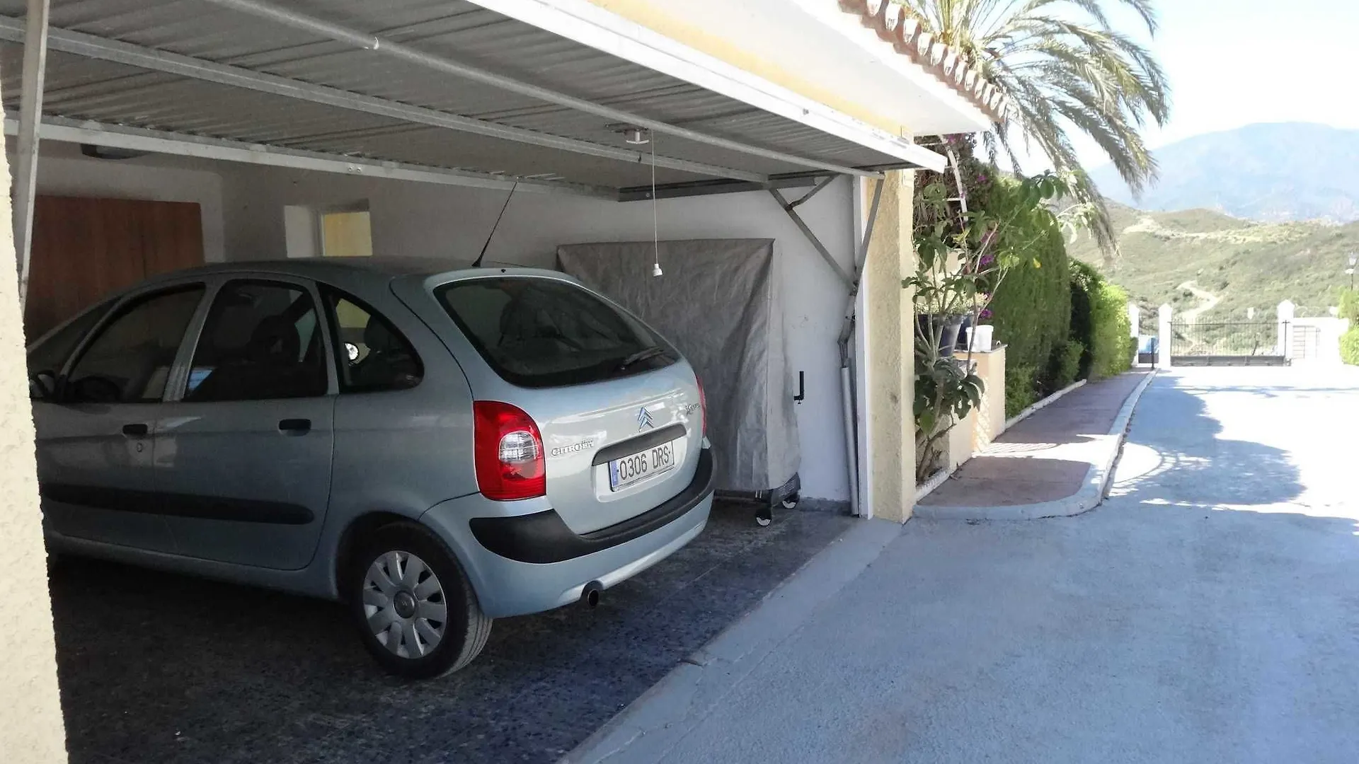 Villa Mango With Mountains And Sea Views Marbella İspanya