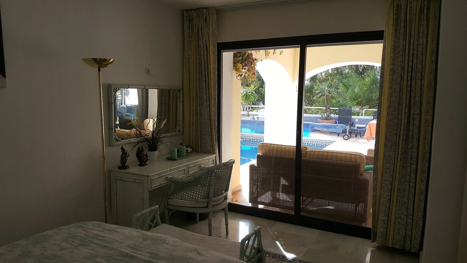 Villa Mango With Mountains And Sea Views 马尔韦利亚 西班牙
